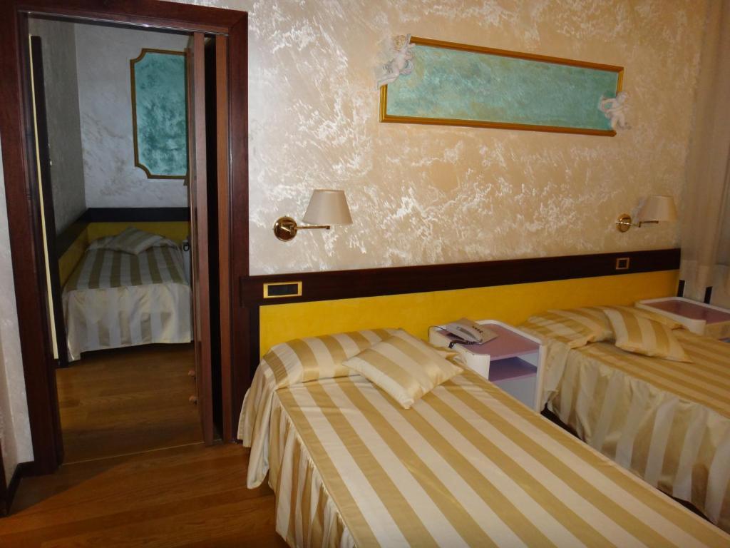 Benny Hotel Catanzaro Szoba fotó